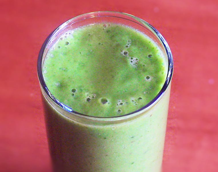 Spinach Pineapple and Banana Smoothie Epicure's Table